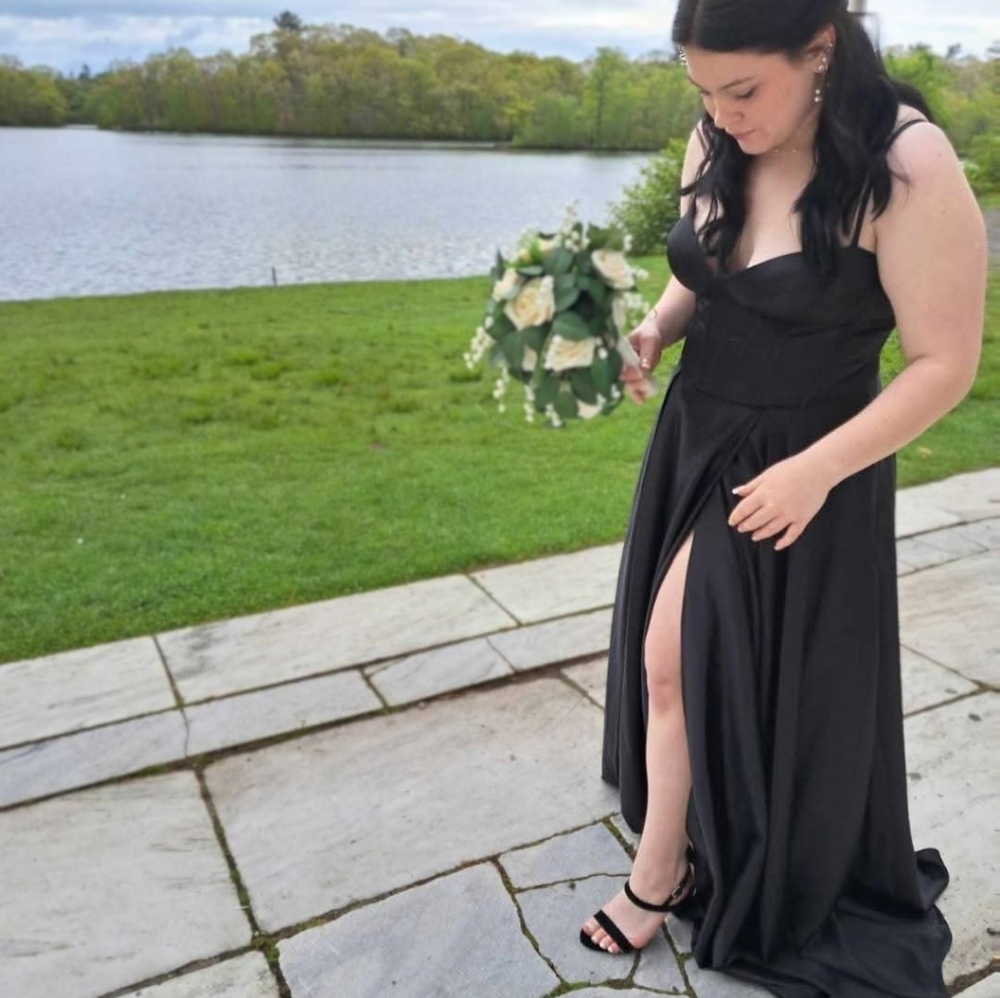 Elegant Black Prom Dress